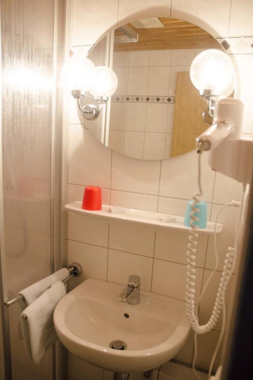 Zum Wikinger Hotel Neßmersiel Quarto foto